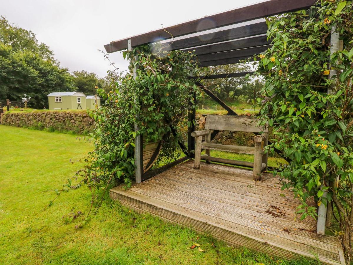 Shepherds Hut - The Crook Milford Haven Bagian luar foto