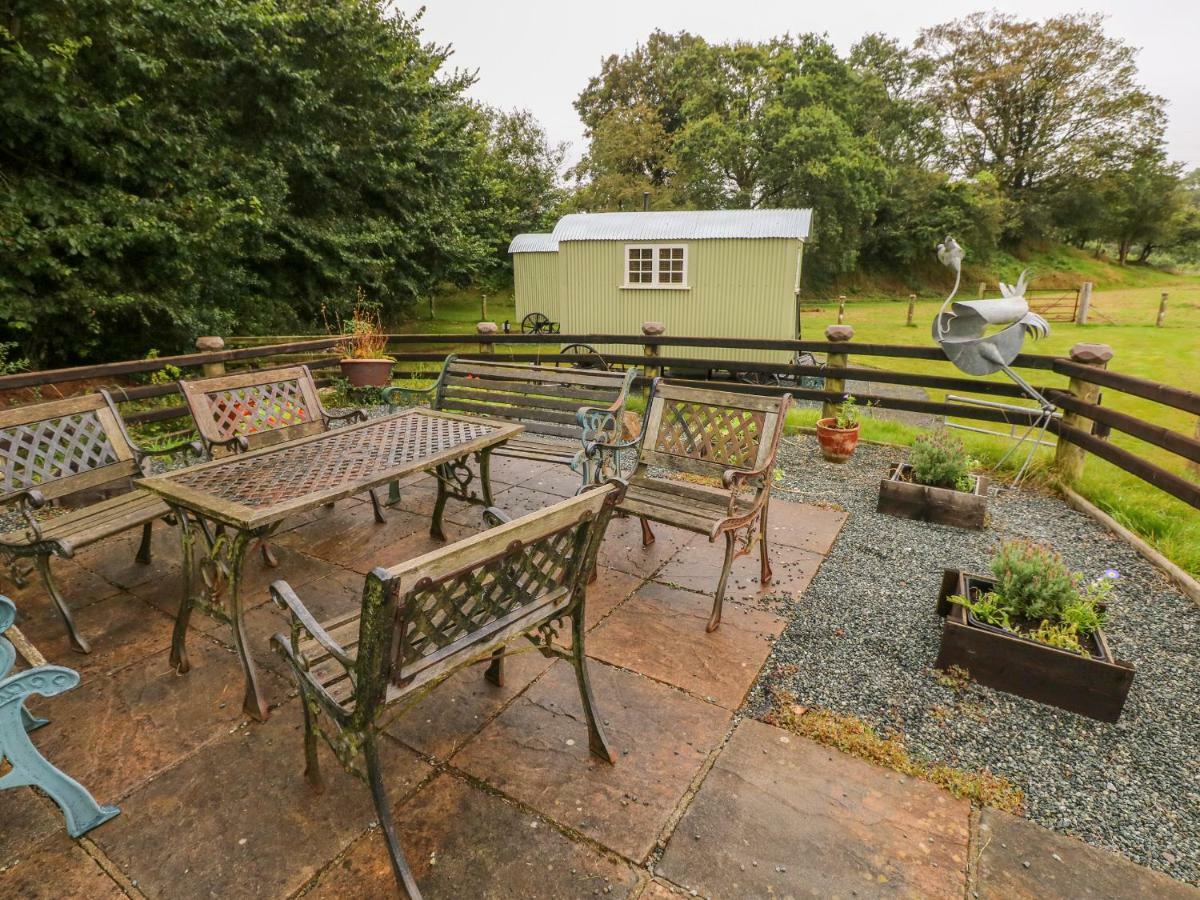 Shepherds Hut - The Crook Milford Haven Bagian luar foto